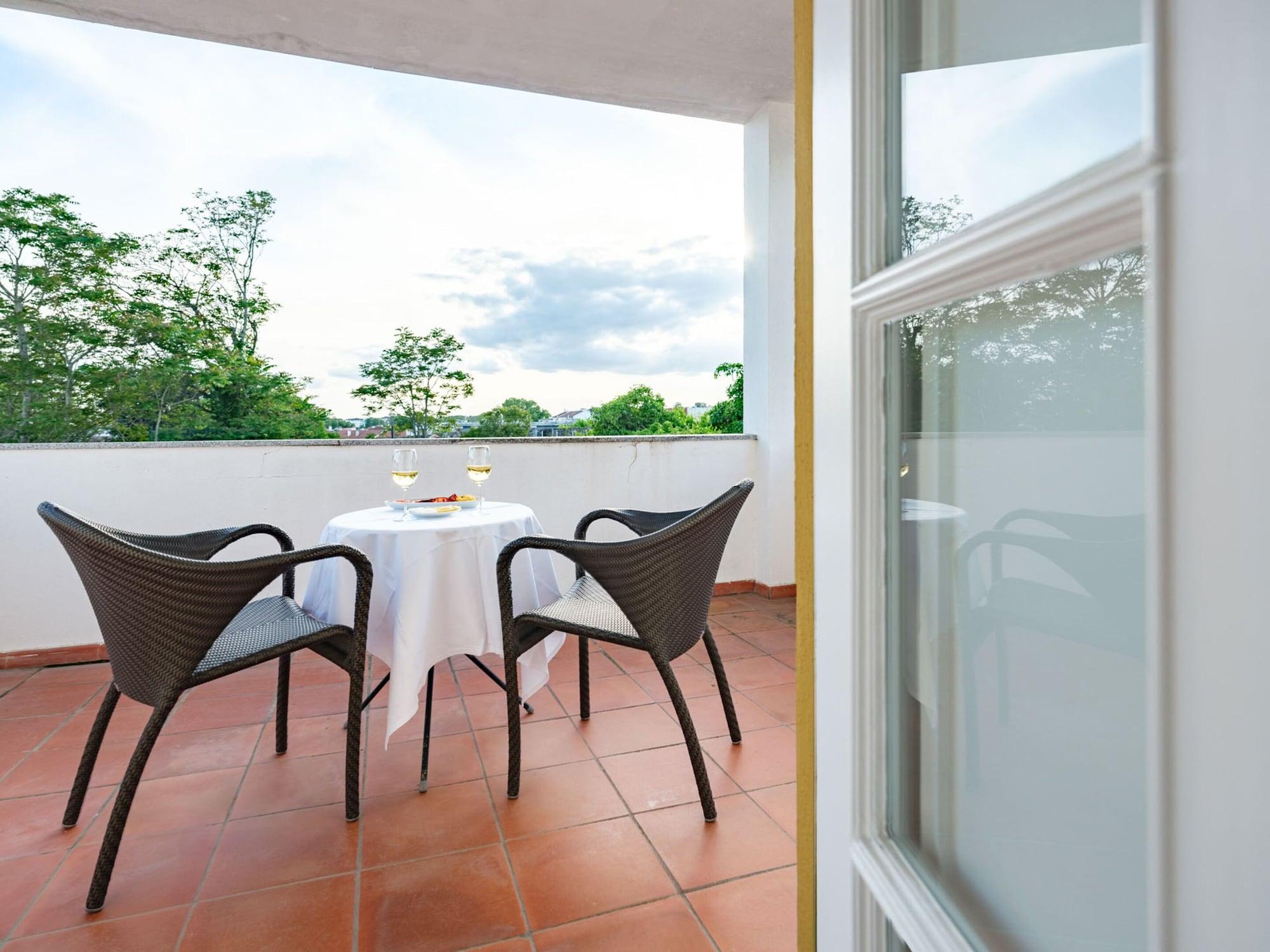 Adc - Albergaria Do Calvario - By Unlock Hotels Евора Екстер'єр фото