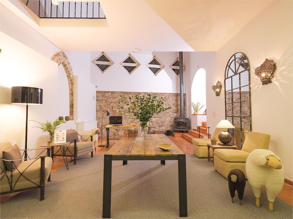 Adc - Albergaria Do Calvario - By Unlock Hotels Евора Екстер'єр фото