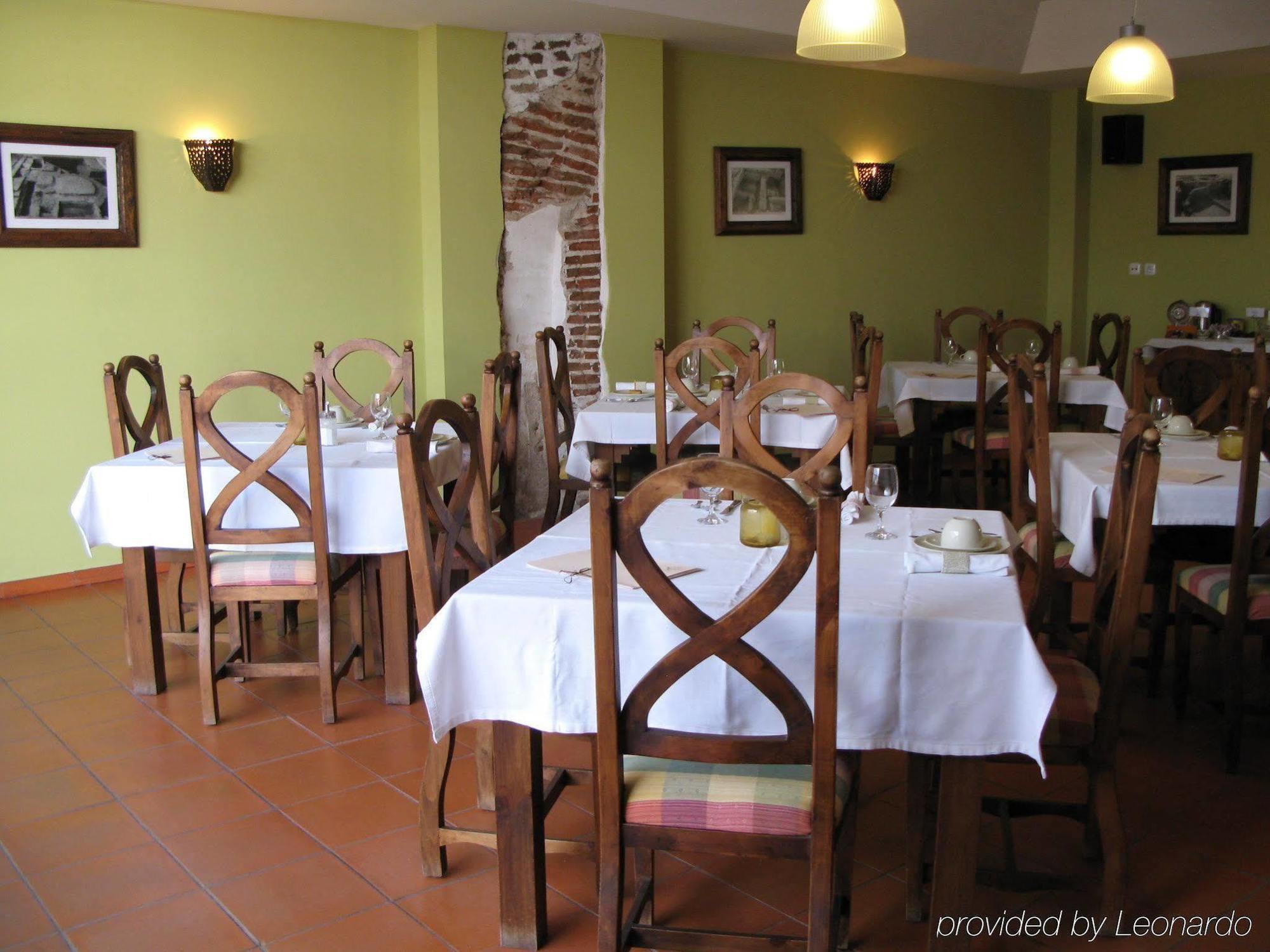 Adc - Albergaria Do Calvario - By Unlock Hotels Евора Ресторан фото